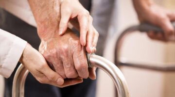 أربع باقات للخدمات الجديدة في مراكز واحة لرعاية كبار السن