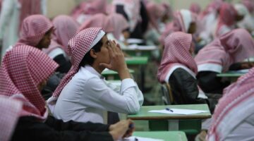 ما هي شروط وطريقة التسجيل لحصول الطلاب على إعانة تكافل في المملكة العربية السعودية؟