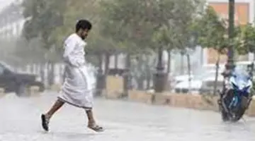 ” محافظ الطائف” يدعو سكان المدينة من توخي الحذر من سوء حالة الطقس اليوم