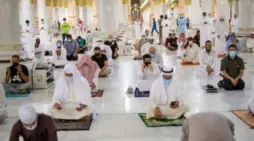 مقالة  : “وزارة الأوقاف السعودية” توضح شروط الاعتكاف في المسجد المكي لهذا الموسم 1445/ 2024