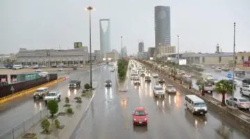 “الارصاد” تحذر من حالة الطقس من أمطار وسيول وبرد ورياح نشطة على مكة